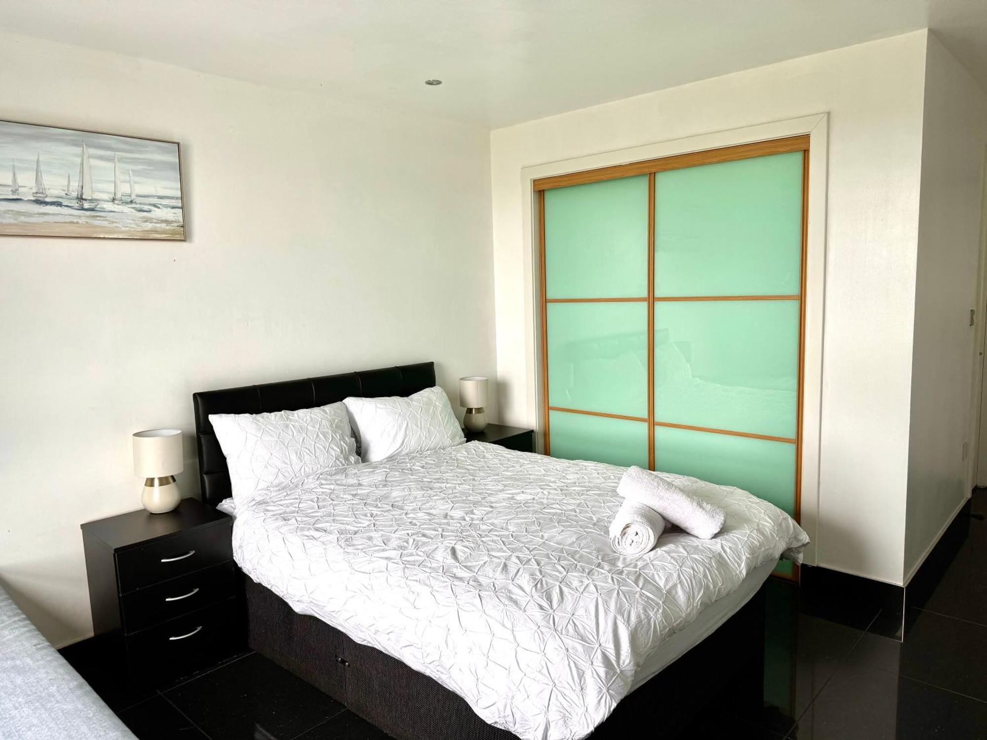 Ocean Park Apartments - Oceanfront - Free Parking And Fast Wifi Единбург Екстериор снимка