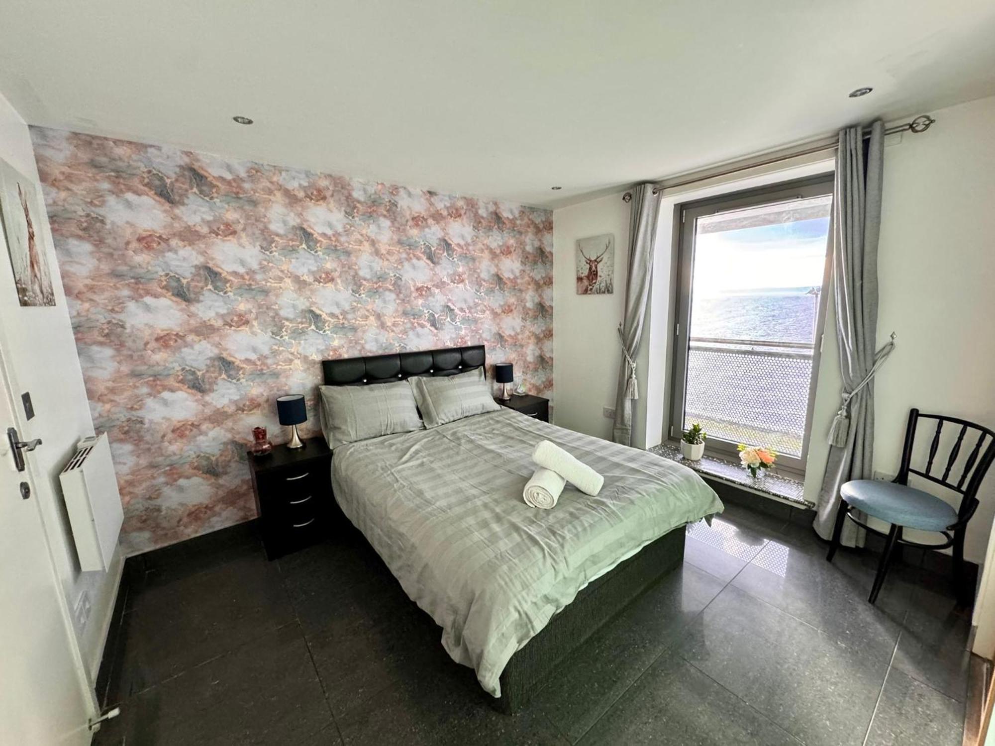 Ocean Park Apartments - Oceanfront - Free Parking And Fast Wifi Единбург Екстериор снимка